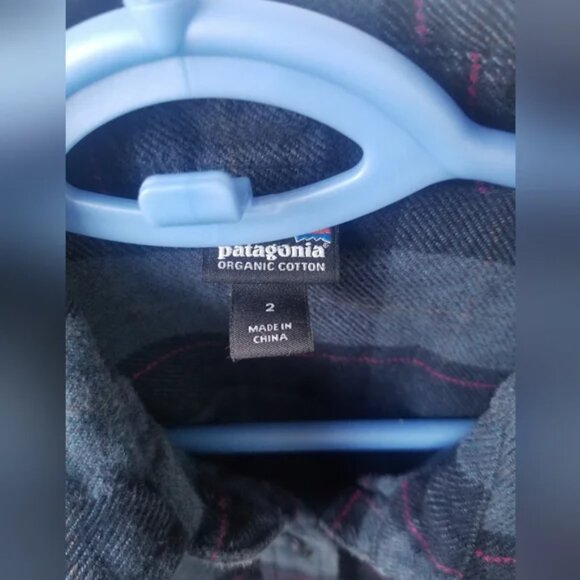 Patagonia Organic Cotton Flannel : Size 2 or XS / S - Picture 2 of 3